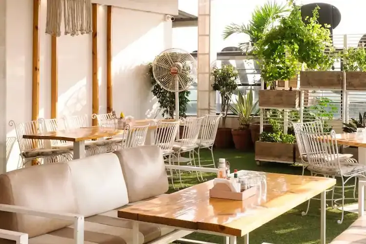 Nazara By Doorbeen Rooftop Restaurant